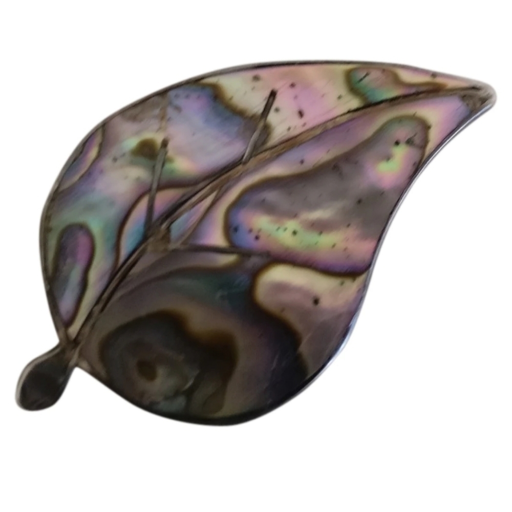 🇨🇦 Vintage sterling silver leaf brooch